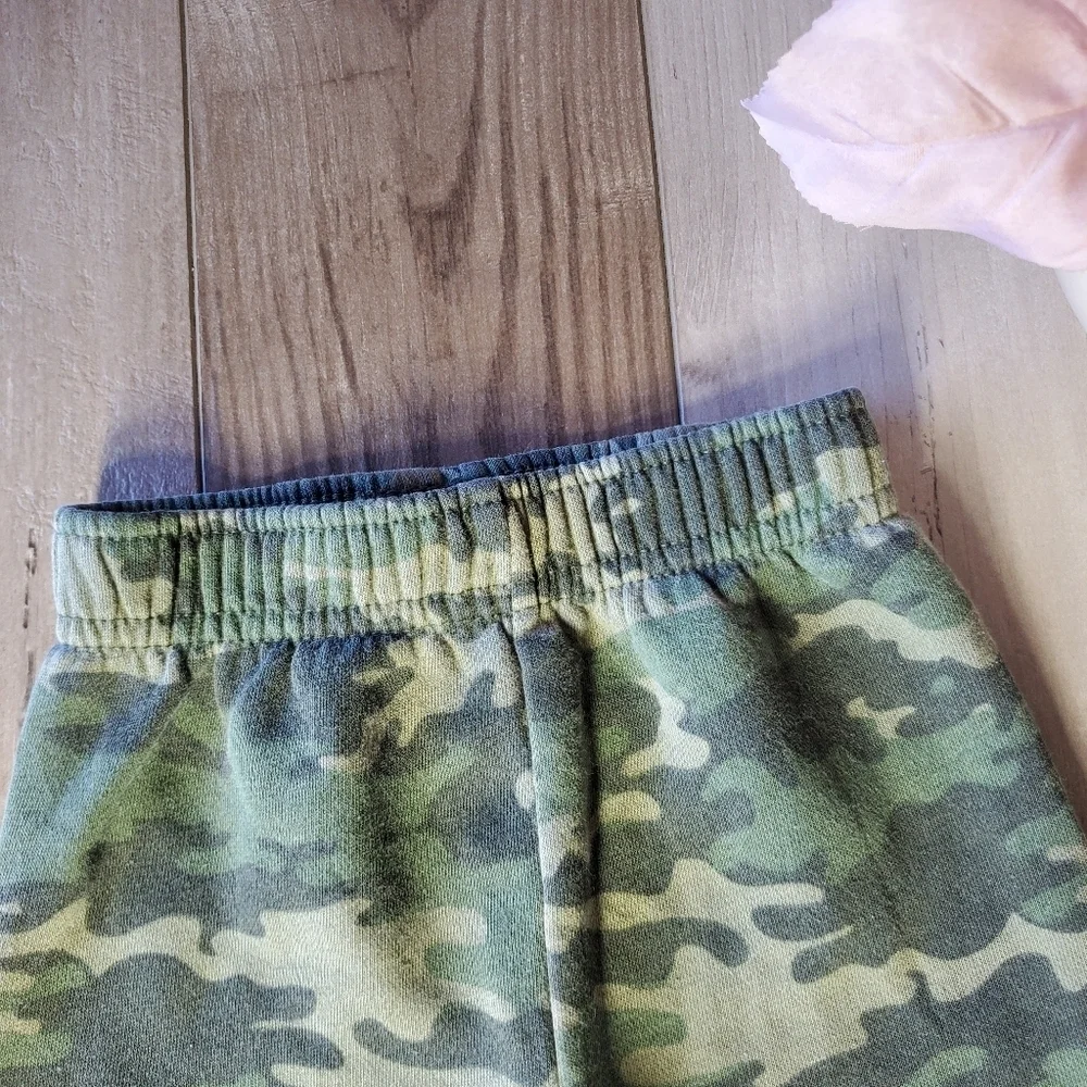 Garanimals Green Camo Fleece Baby Toddler Boy Jogger Sweatpants Size 18m EUC